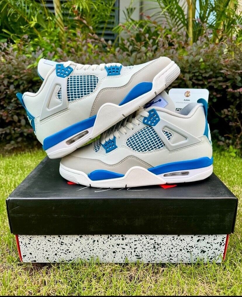 Jordan 4
