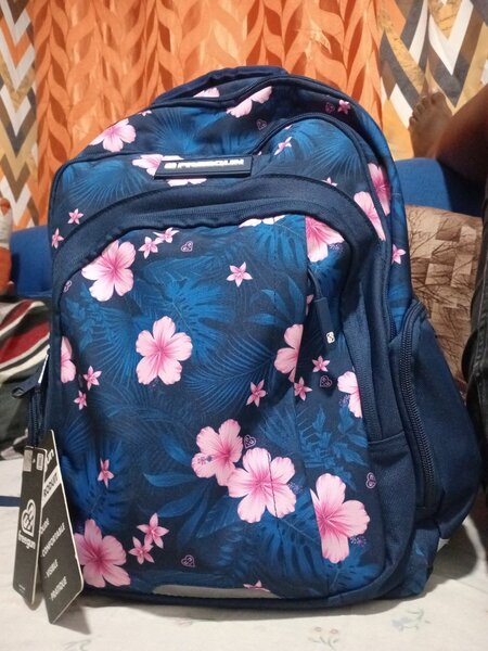 Sac à dos fleuri tendance