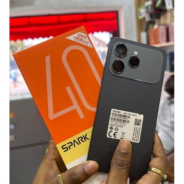 Smartphone Tecno Spark 40 128GB