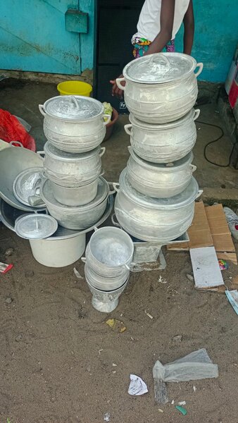 Ensemble de casseroles aluminium