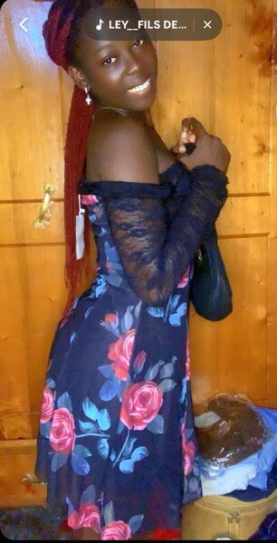 Robe fleurie avec dentelle