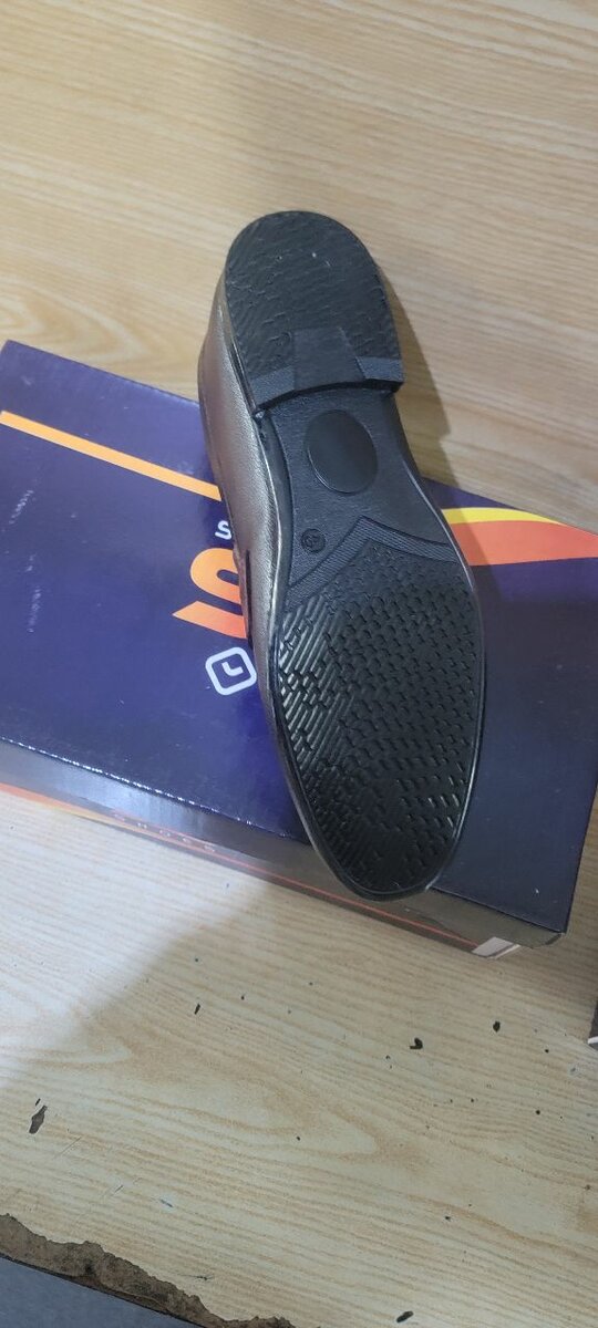 Pumpi Genst Shoes