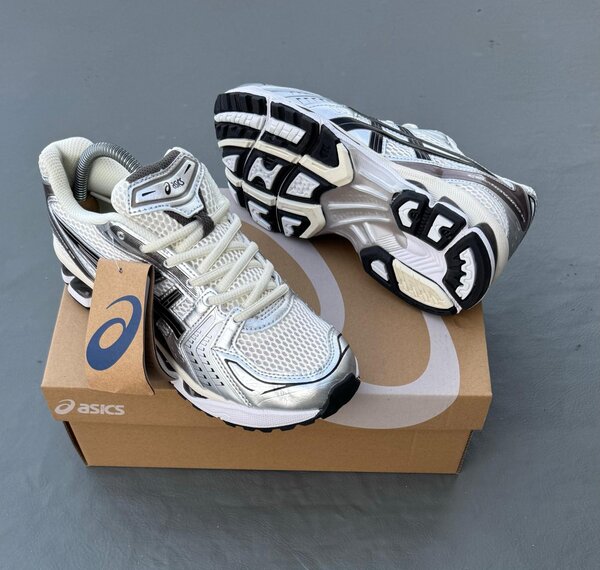 Chaussures de Running Asics