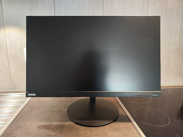 Moniteur Lenovo T23i