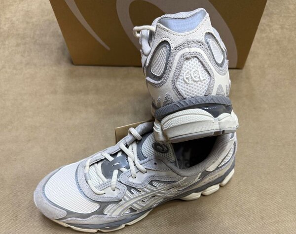 Chaussures Asics Sport Légères