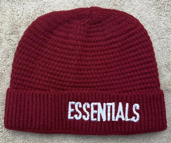 Bonnet tricot "ESSENTIALS"