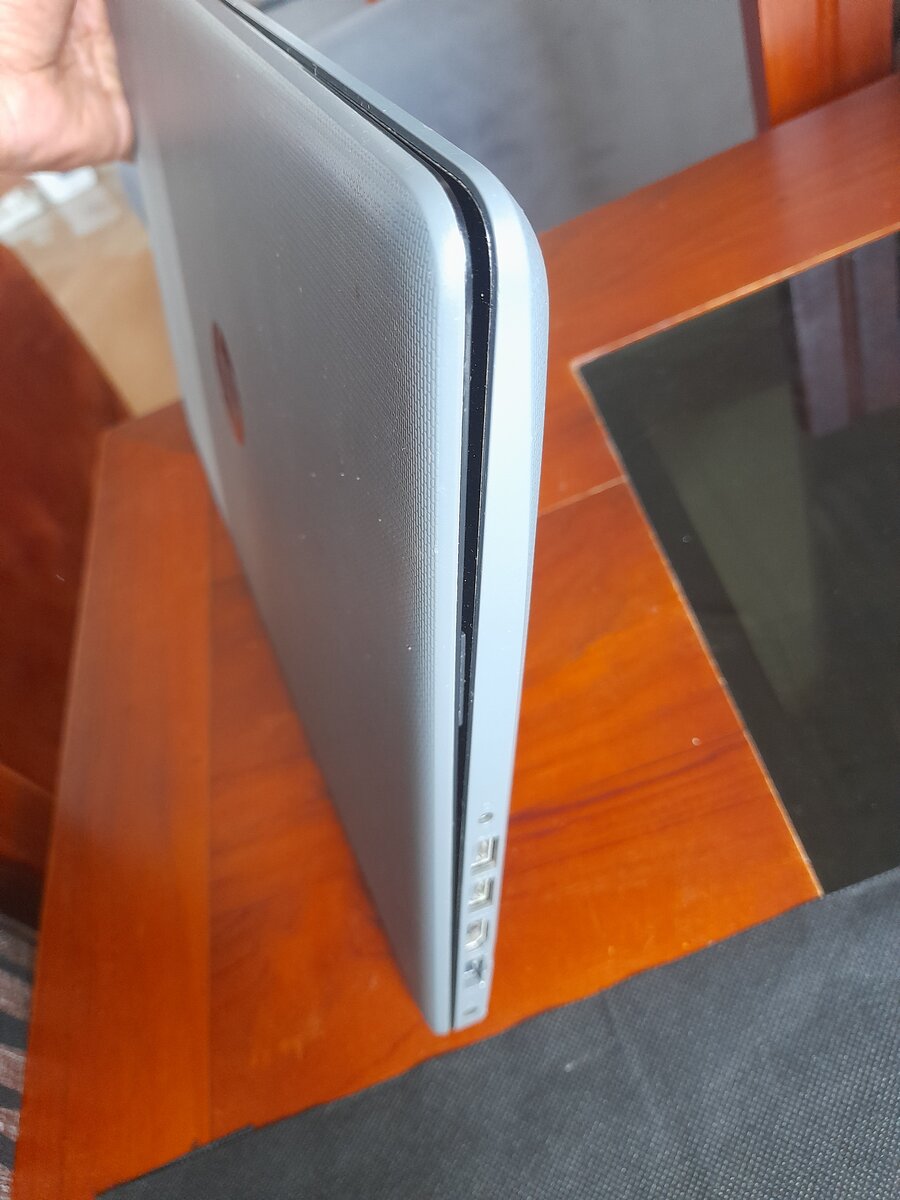 Ordinateur Portable HP 15.6"