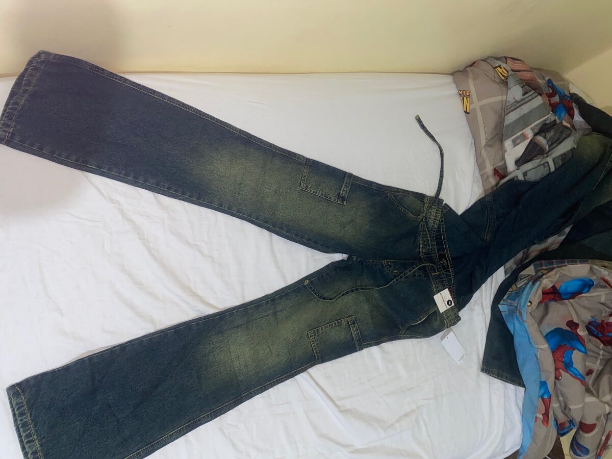 Flared oil wash color Jeans,available size 28&34