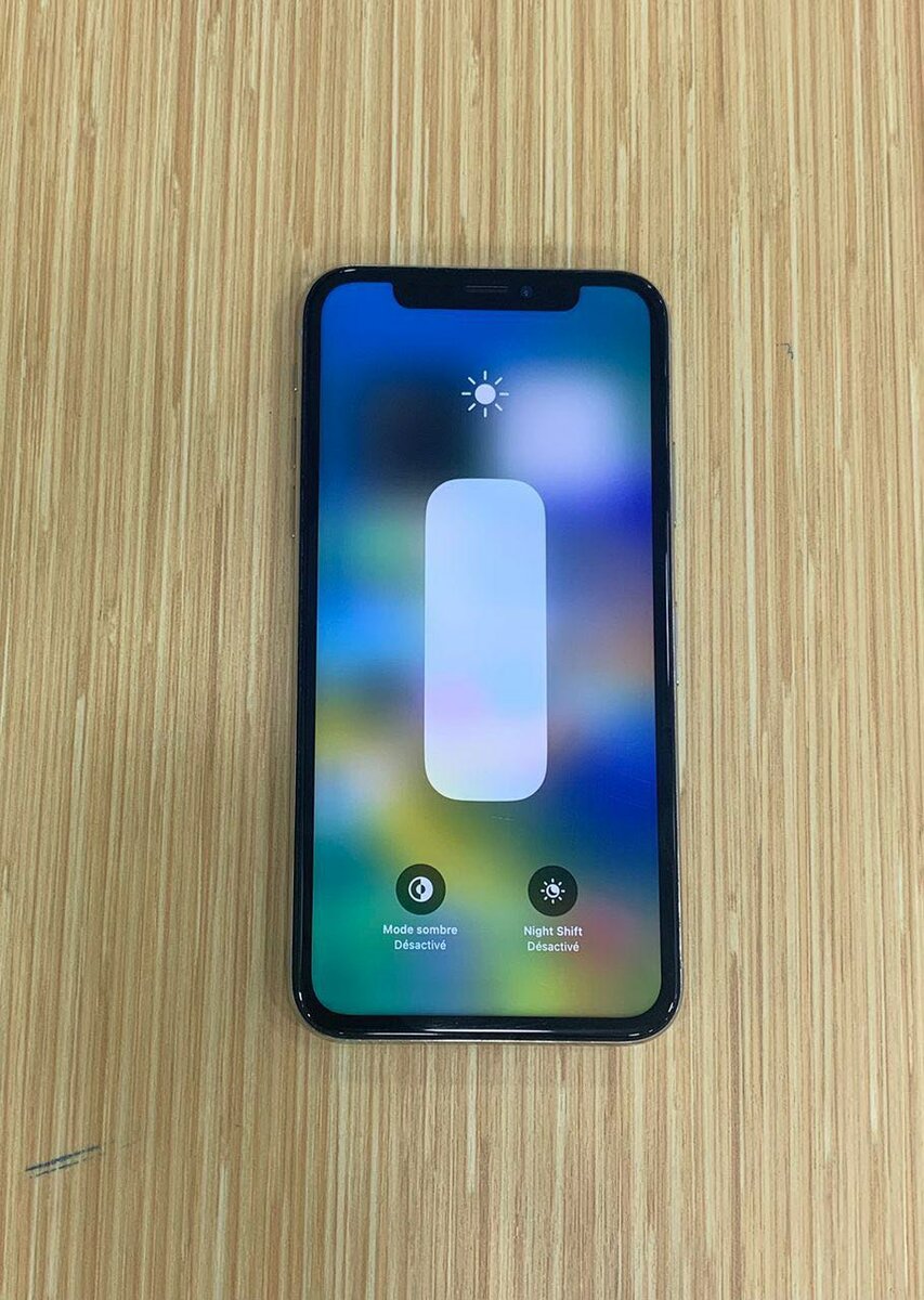 iPhone X 64Go Argent