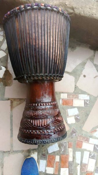 Tambour (Djembé Solo pro)