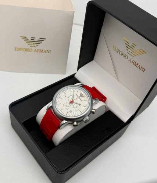 Montre de marque Amporio Armani