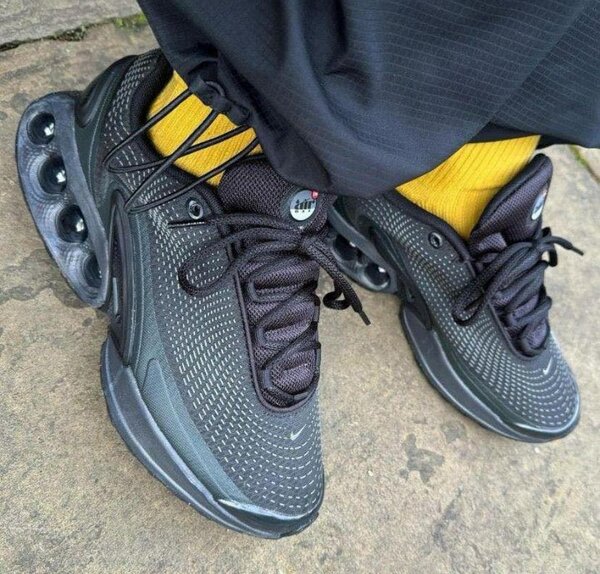 Mens sneakers