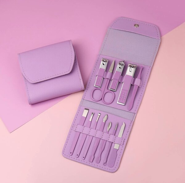 Manicure Tool Set With Leather Case (12pcs)