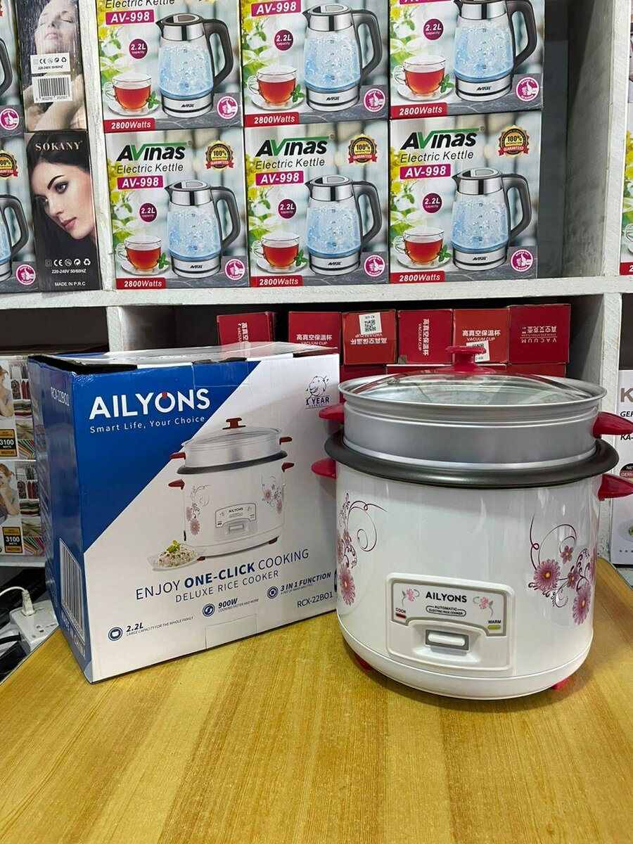 Blenders, Microwave, rice cooker, fridges, Irons, Cookware