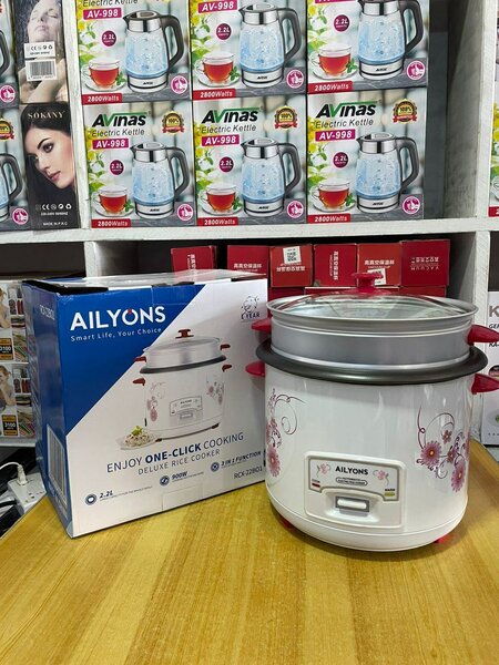 Blenders, Microwave, rice cooker, fridges, Irons, Cookware