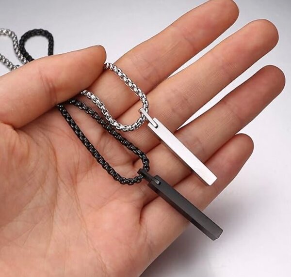 Chaîne avec pendentif