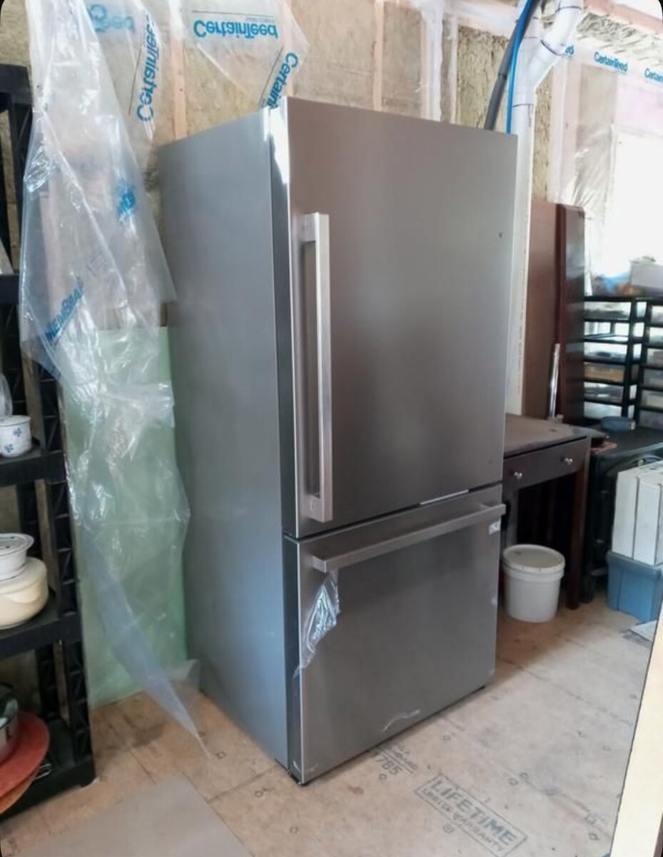 Refrigerator