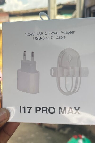 Adaptateur USB-C 125W