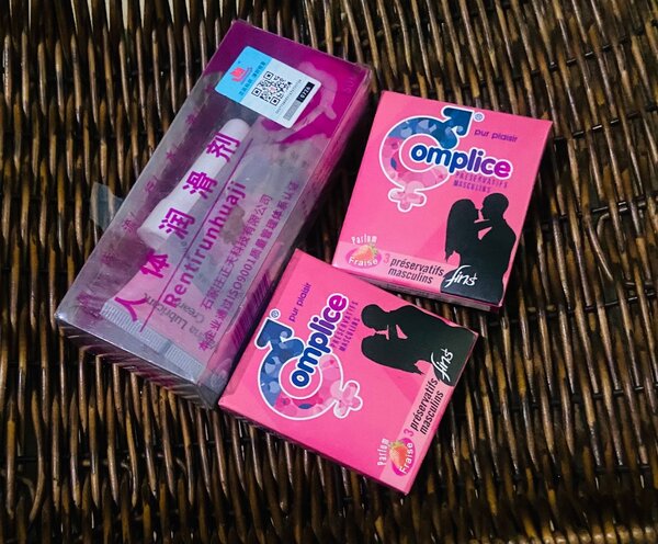 Lubrifiant (50ml) + 6 préserva