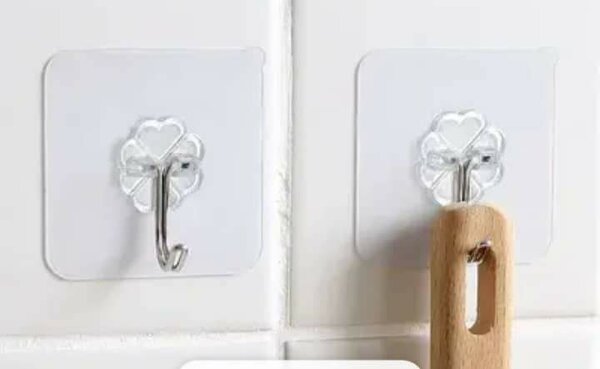 Crochets muraux transparents