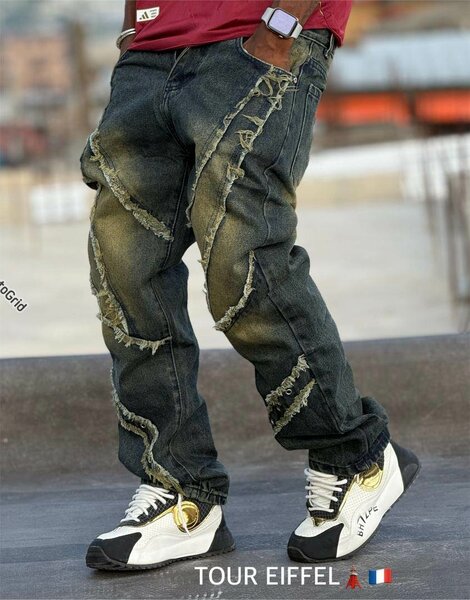 Jeans déchirés tendance