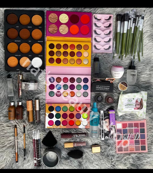 Palette et Accessoires Maquillage