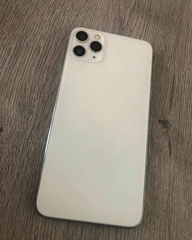 BRAND NEW IPHONE 🍏 pro 