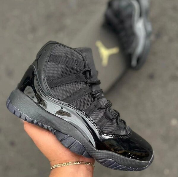 Jordan 11