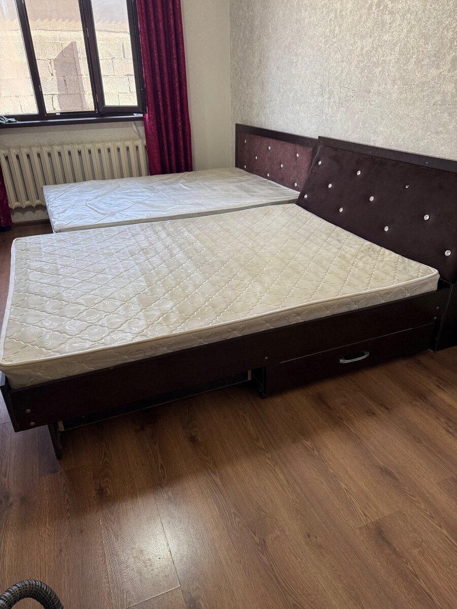 Кровать двухспальная