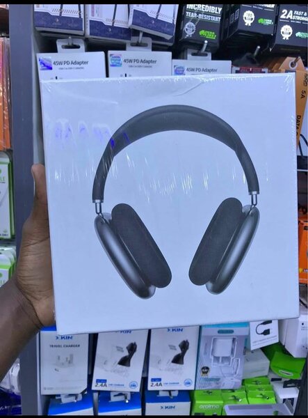 AIRPODS MAX HEADPHONES