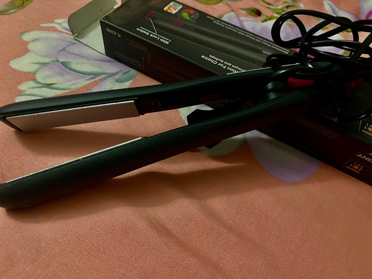 Lisseur pour cheveux RAF