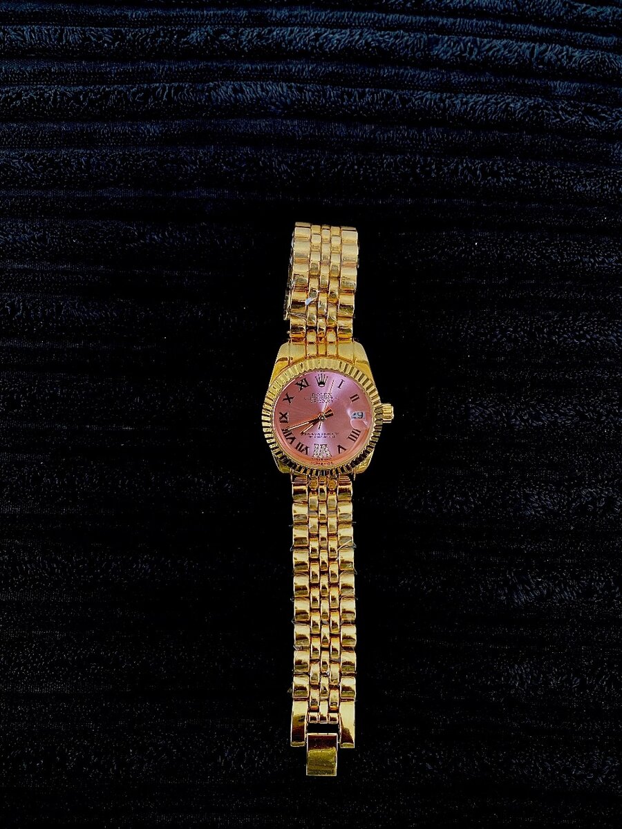 Watches and earring rings& necklace