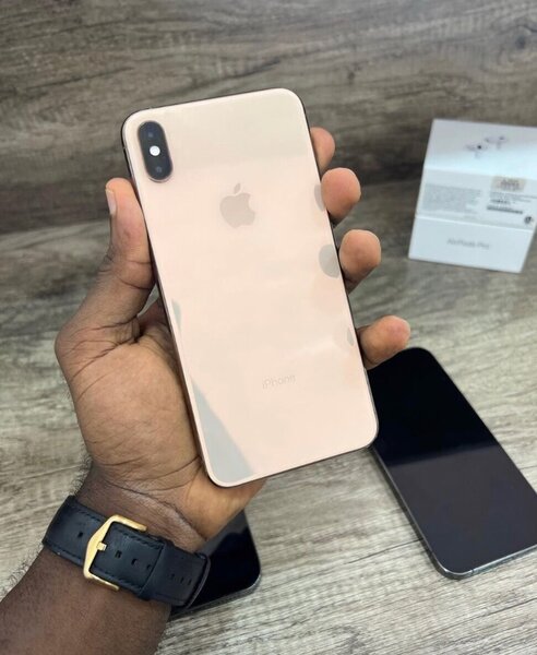 iPhone  Xs max 256gig
