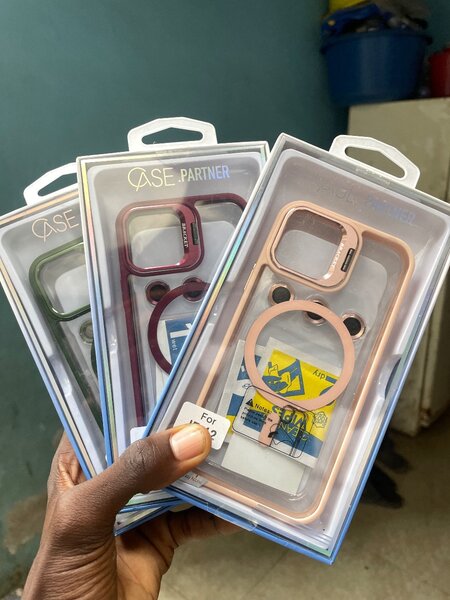 Coque MagSafe iPhone 12