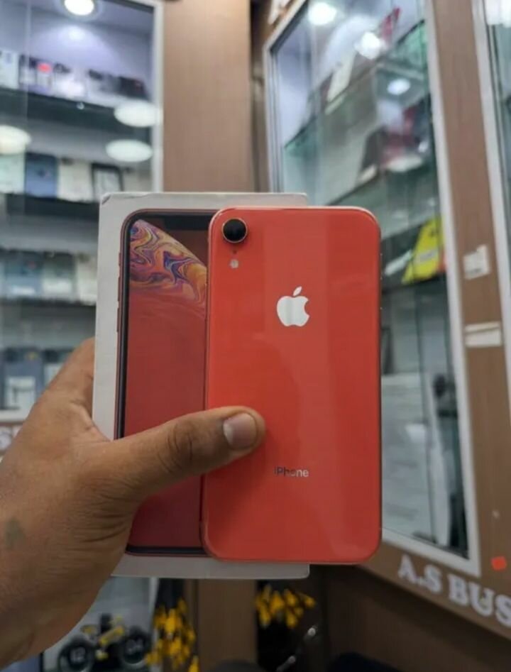 iPhone XR - Rouge, 128Go
