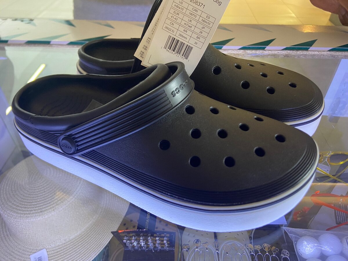 CROCS