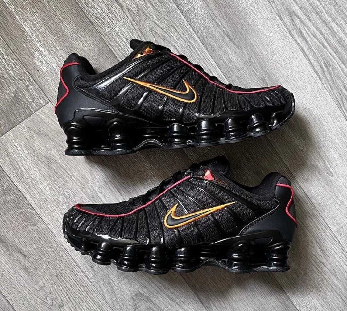 Baskets running noires