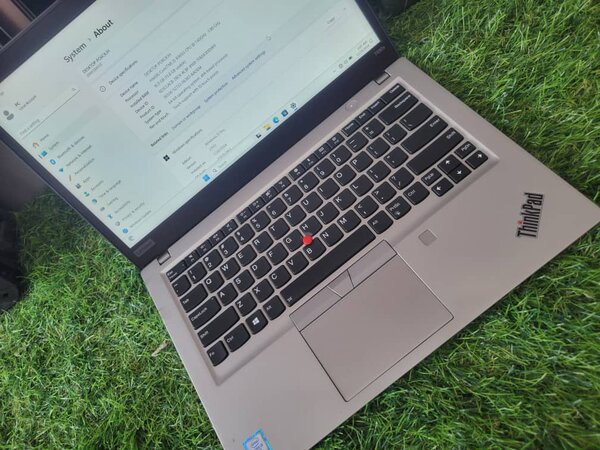 Lenovo ThinkPad T490s