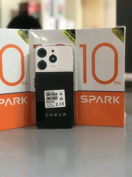 Smartphone Spark 10 Pro