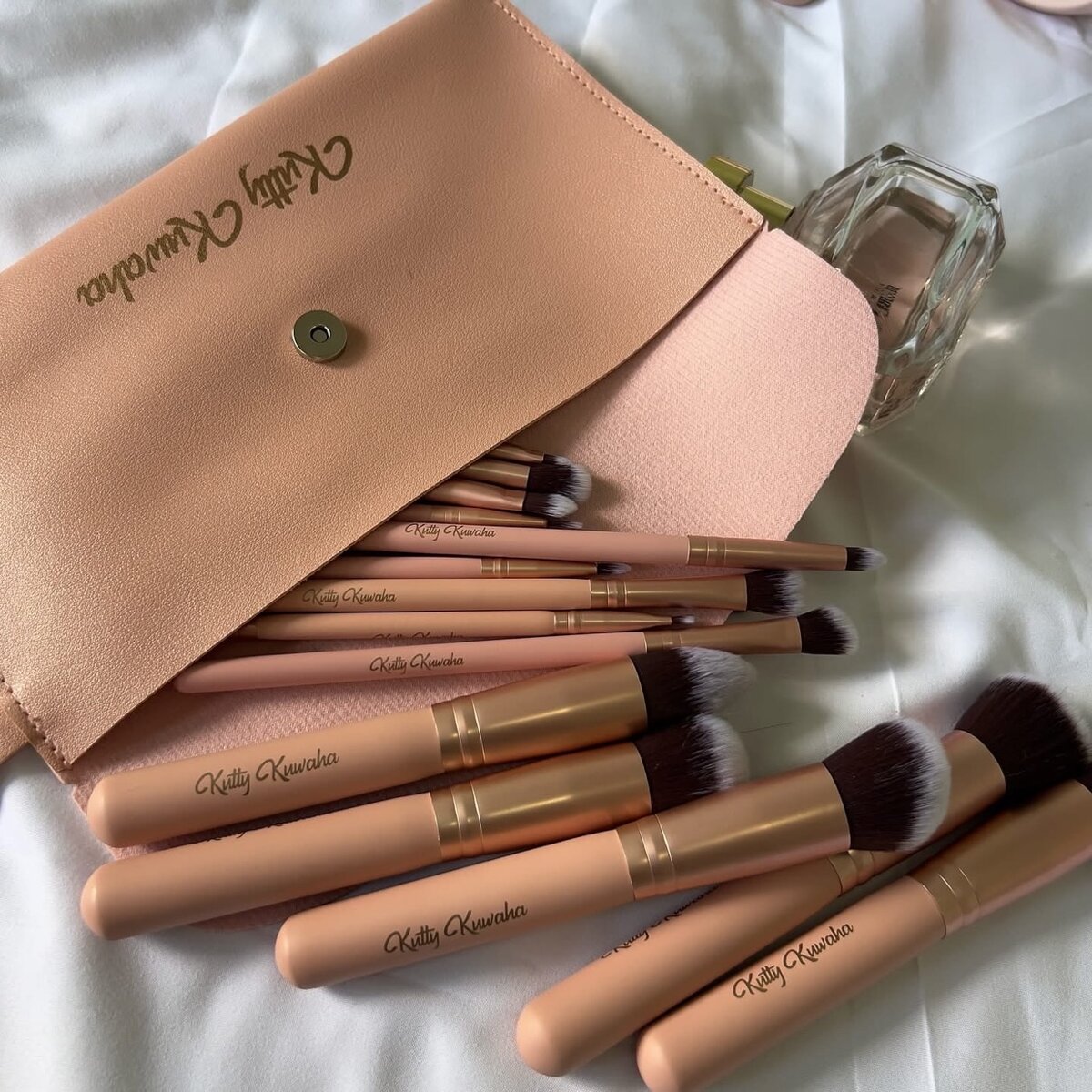 14 PIECE PROFESSIONAL MAKEUP BRUSHES