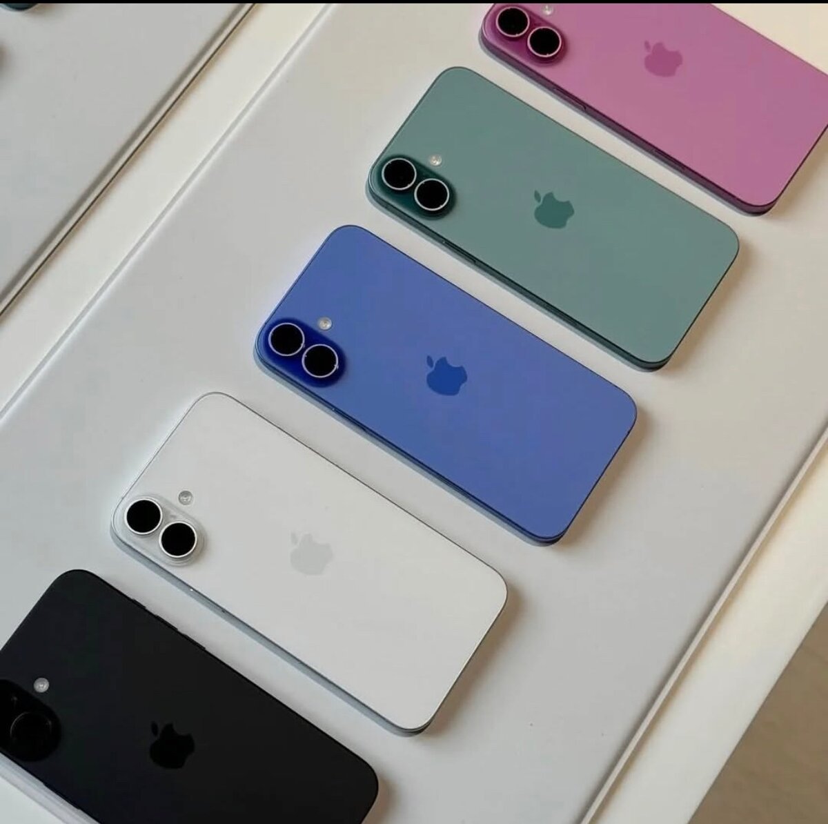 iPhone 16 plus physical sim