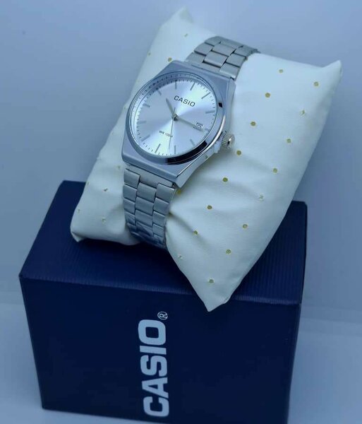 Montre Casio Acier Inoxydable