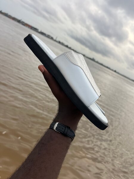 Sandales élégantes blanches