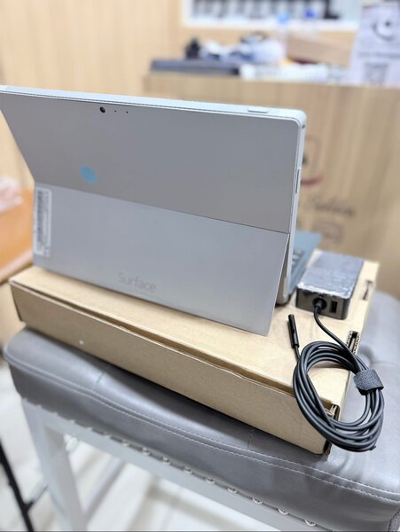 Tablette Microsoft Surface Pro