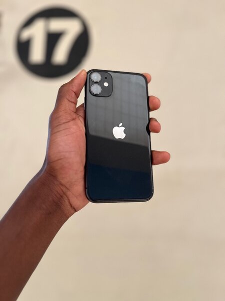 iPhone 11