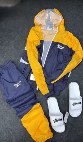 Tenue de sport Adidas et Reebok
