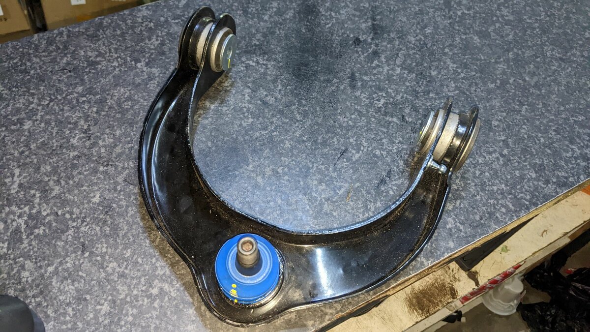 Upper Control Arms For Jeep Grand Cherokee WK2 & DODGE