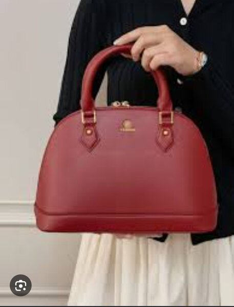 Sac à main rouge élégant