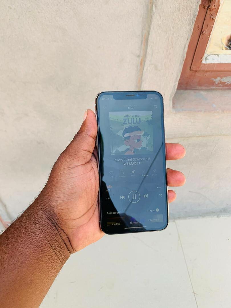 PREOWNED IPHONE X 64GB