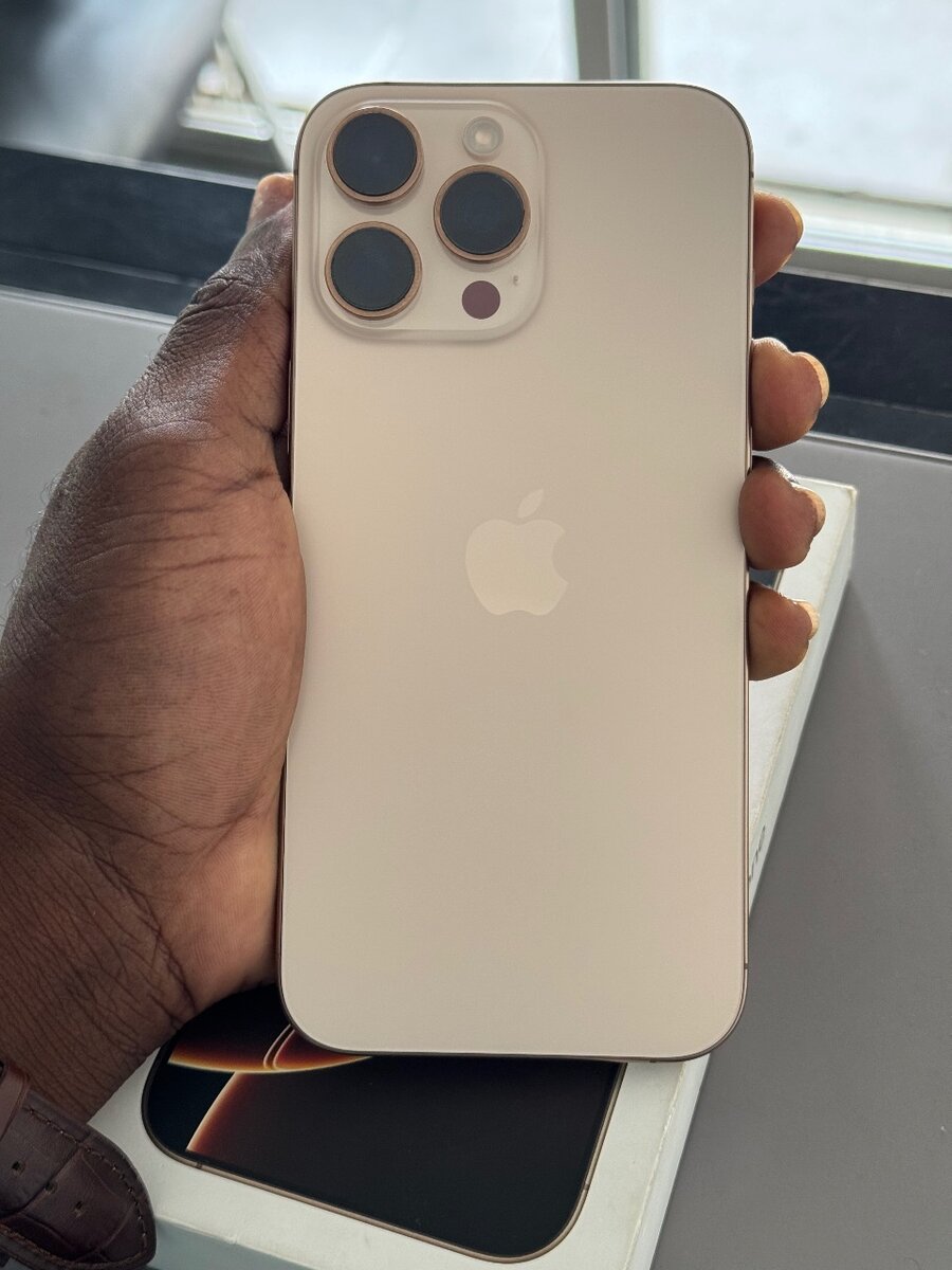 iPhone 16 pro Max CE